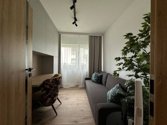 3 pokoje, Klimatyzacja, Brzeziny, duży ogródek 54 m² - Фото 1