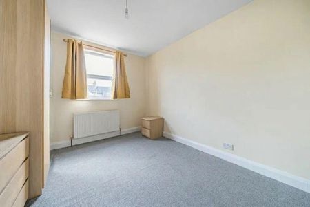 5 bedroom terraced house to rent - Photo 2