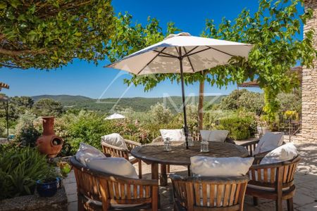 Luberon - Mas d'exception avec vue dégagée et piscine chauffée - Photo 2