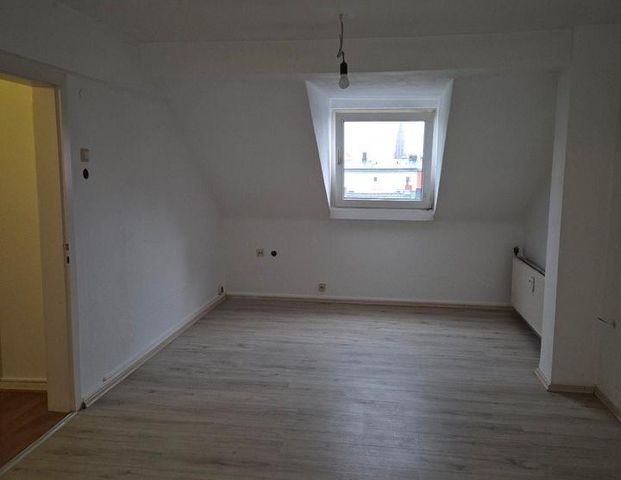 Schöne Wohnung in Bochum Ehrenfeld am Schauspielhaus zu vermieten - Photo 1