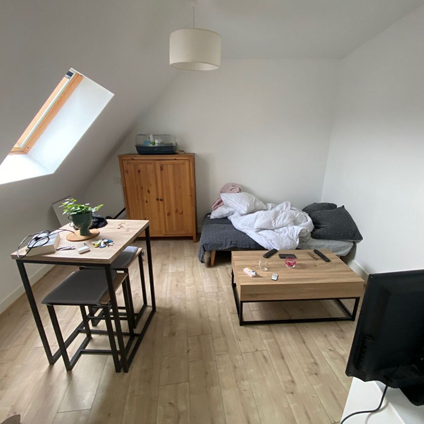 Location Appartement 2 pièces 25m² - Photo 1