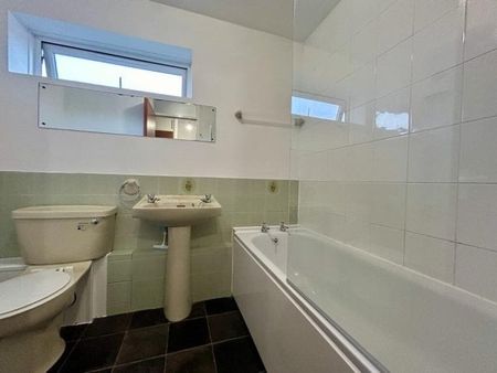 Churchbank, Teresa Mews, Walthamstow E17, Property for rent - Photo 2