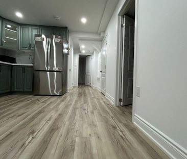 For Lease - 23 Bleasdale Avenue, Brampton, Ontario - Photo 2