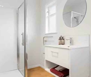 Home is where the heart is! - Photo 4