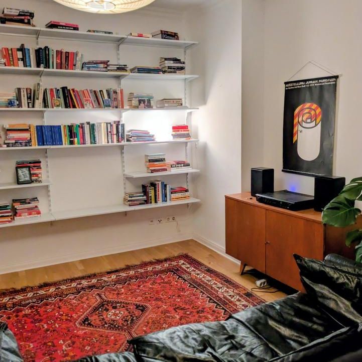 Neukölln Altbau: Kurzfristig/short-term im April (flexibel) - Photo 1