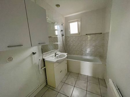 Location maison 5 pièces, 77.00m², Saint-Rémy-lès-Chevreuse - Photo 3