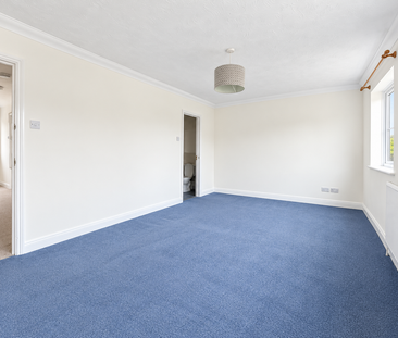5 bedroom link detached house to rent - Photo 1