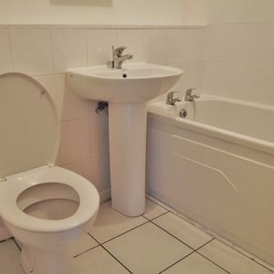 3 Sandbank Drive West End - Photo 2