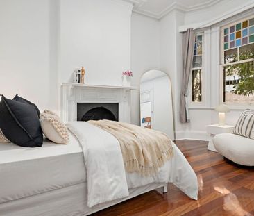 Charming Character Terrace with Rear Lane Access - Photo 3