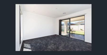 Ideally Located Family Home - Photo 2