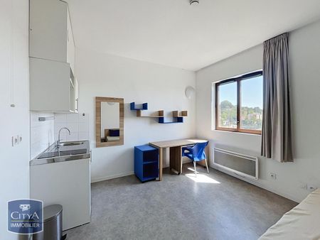 Location Appartement 1 pièce 18m² CALUIRE ET CUIRE 69300 - Photo 2