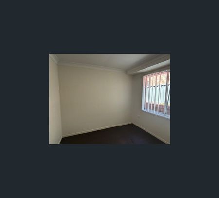 6 Lilac Place, Jamisontown, NSW 2750 - Photo 4
