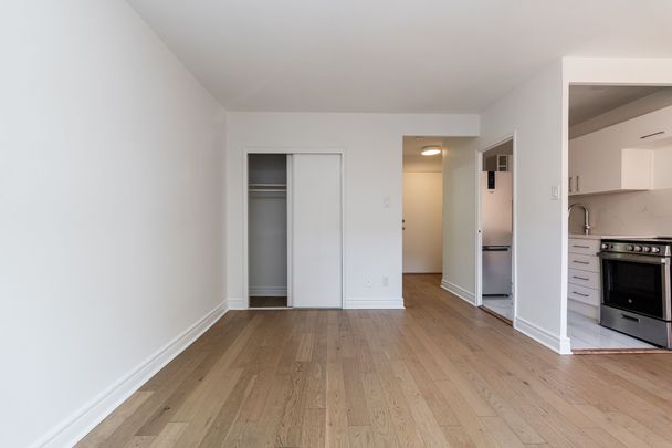 55 Hendrick Avenue - Photo 1