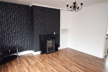 3 bedroom terraced house to rent - Photo 3
