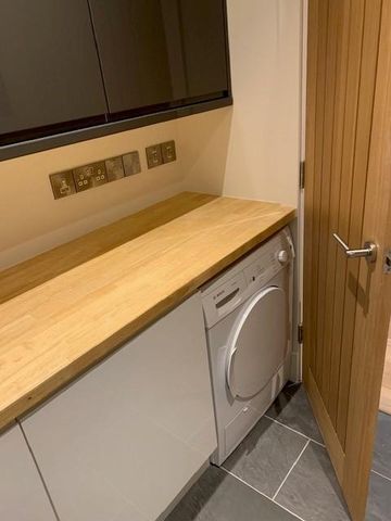 3 bedroom detached house to rent - Photo 4