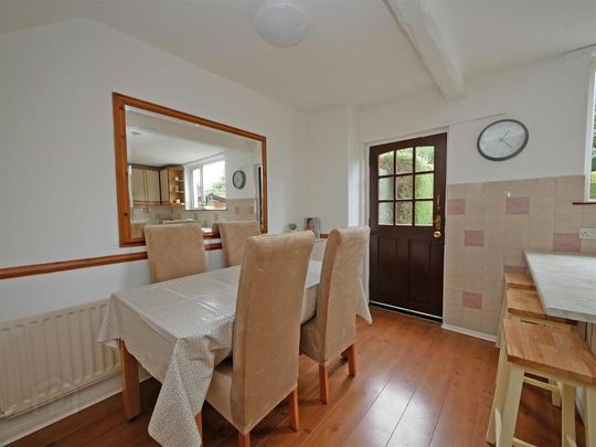 214 Belvoir Drive, Belvoir Park, Belfast, BT8 7RR - Photo 1