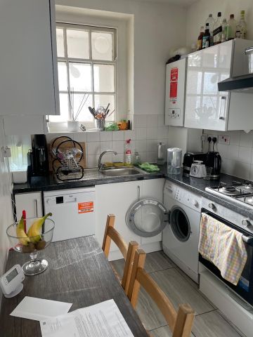 2 Bed Flat, Walters Road, N7 - Photo 3