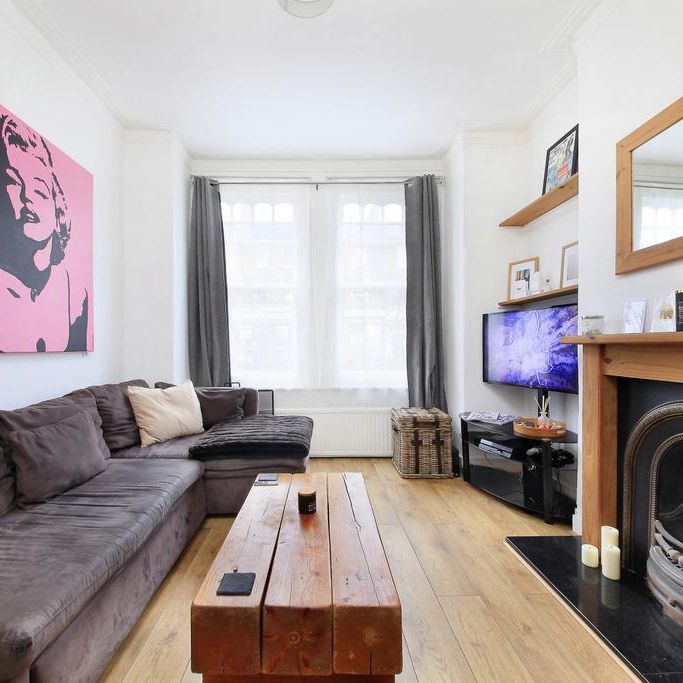 2 bedroom maisonette to rent - Photo 1