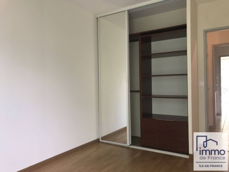 Location appartement 4 pièces 79.61 m² à Évry (91000) - Photo 4