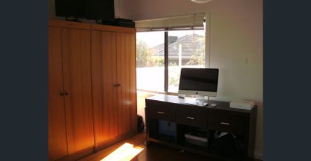 Bay views, walk to beach - Photo 3