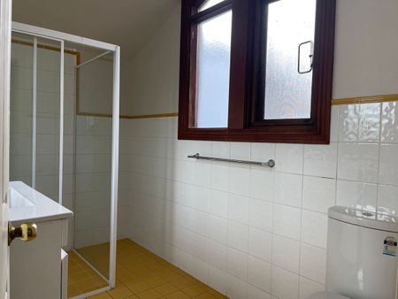 3 Bedrooms house - Photo 2