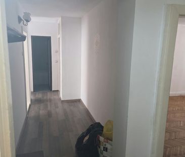 Ofer spre închiriere apartament cu 3 camere,etaj 3,Robea - Photo 6