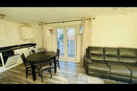 2 Bed Flat, Navigation House, CV1 - Photo 3
