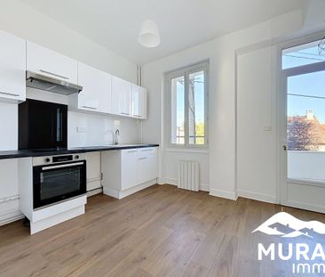 Location Appartement 2 pièces 41m² CHAMALIERES 63400 - Photo 2