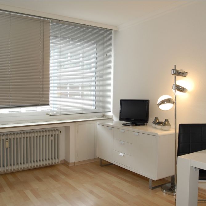 1 Zimmer in Düsseldorf - Photo 1