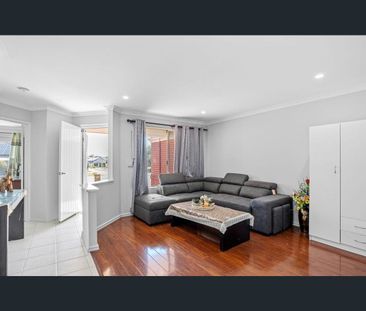 Family-Friendly Living with Everything at Your Doorstep in Bertram! - Photo 1