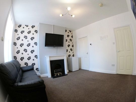 151 Winn Street, Lincoln, Lincolnsire, LN2 5EW, United Kingdom - Photo 1