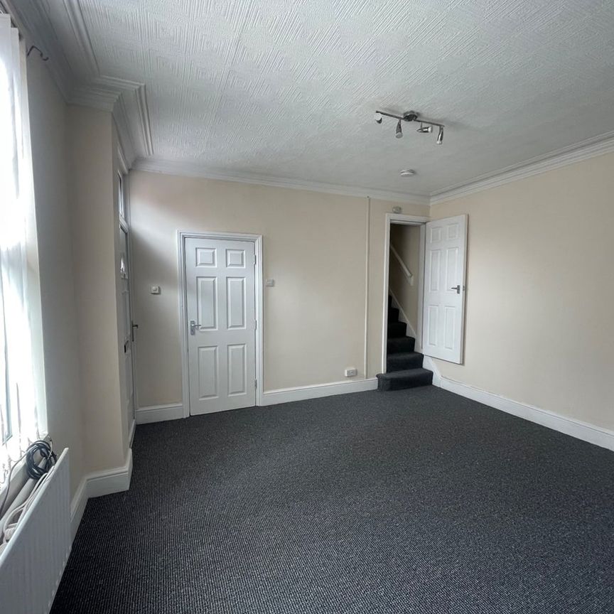3 Bed Terraced House, Oban Street, LS12 - Photo 1