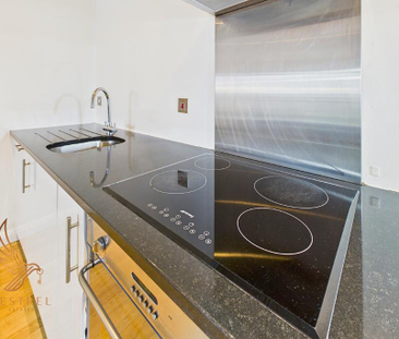 2 bedroom flat to rent - Photo 1 | Rentumo