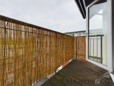 1 bedroom flat to rent - Photo 2