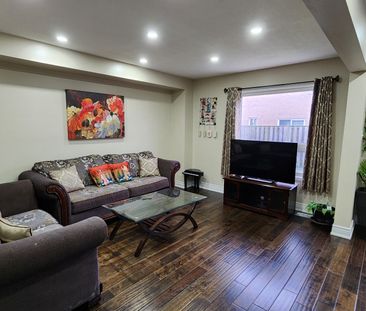 For Lease - 17 Vermont Road, Brampton, Ontario - Photo 6