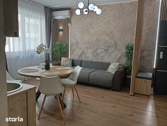 Închiriere Apartament cu 2 camere, mobilat și gata de mutat - Photo 1