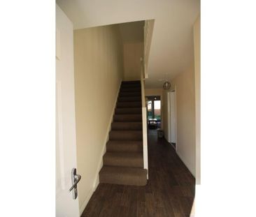 4 bedroom terraced house to rent - Photo 2