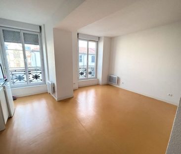 Location Appartement 1 pièce 23m² ROANNE 42300 - Photo 1