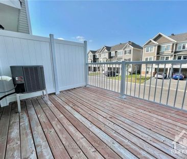 For Lease - 339 PUMPKINSEED Crescent, Barrhaven, Ontario - Photo 3