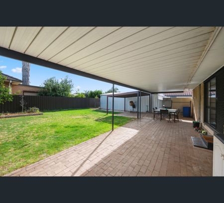 4 Bernadette Street, Paralowie, SA 5108 - Photo 3