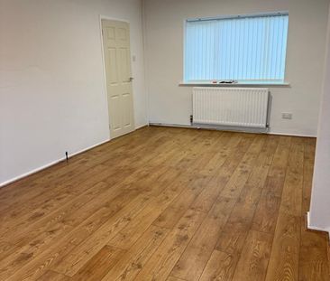 3 Bed Detached House, Cross Farm Road, B17 - Photo 4