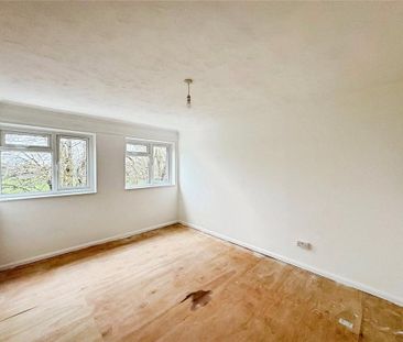 3 bedroom flat to rent - Photo 5