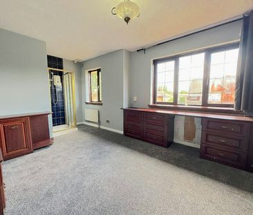 Semi-detached house to rent on - Photo 4