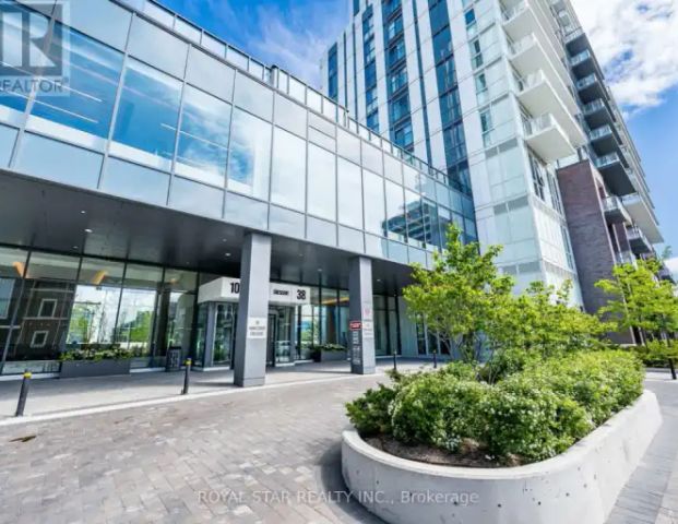 1120 - 38 HONEYCRISP CRESCENT | 1120 - 38 HONEYCRISP CRESCENT, Vaughan - Photo 1