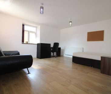 Flat , - Moor Lane, Preston - Photo 3