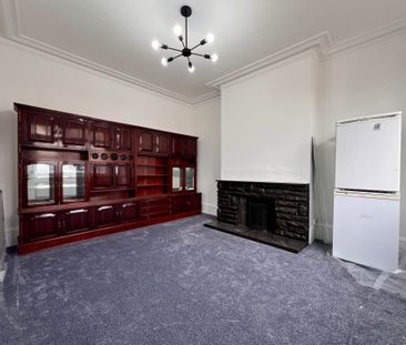 Guide Price £3,500 pcm - Available Now - Part Furnished - Photo 2