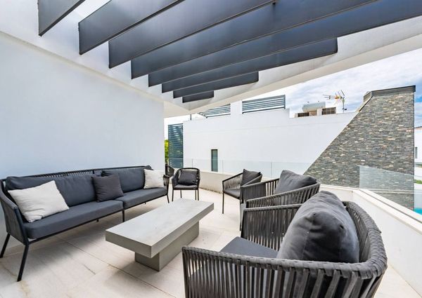 Luxury Villa for rent in San Pedro de Alcántara, Spain