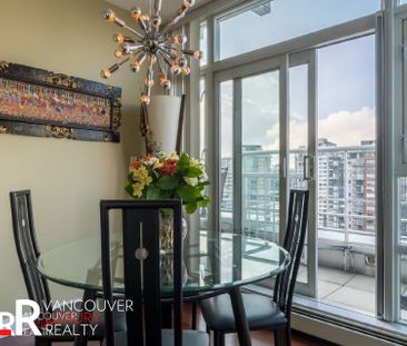 Penthouse in Downtown Vancouver, BC - Photo 5