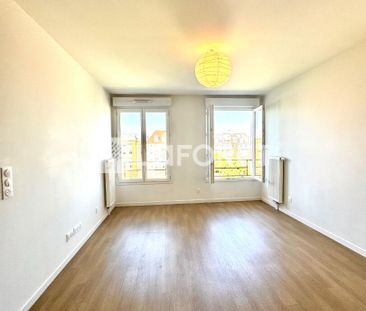 Apartment - Photo 2