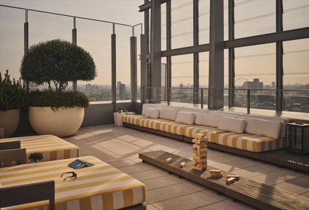 2 bedroom flat to rent - Photo 2